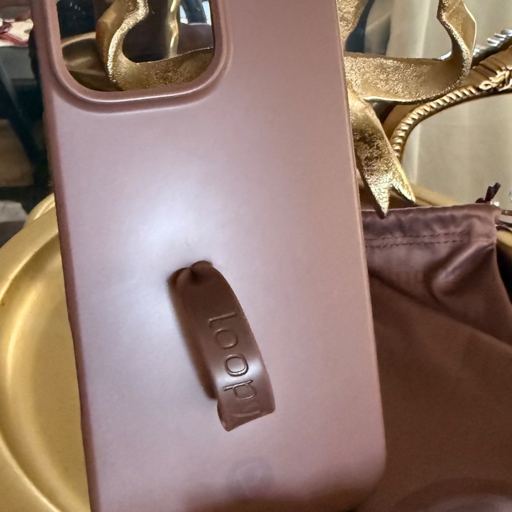 Loopy iPhone 16 Pro Max Espresso Case - Picture 9 of 11